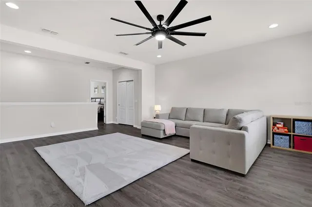 $784,999 | 1133 Whitewater Bay Drive, Groveland, FL 34736