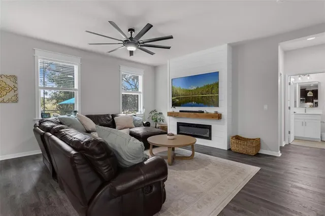 $784,999 | 1133 Whitewater Bay Drive, Groveland, FL 34736