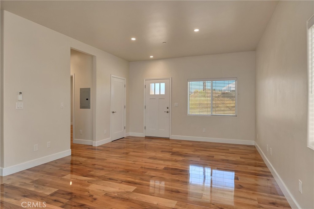5522 Clark Road Paradise, CA 95969 - Photo 4 of 17 Living room and front door