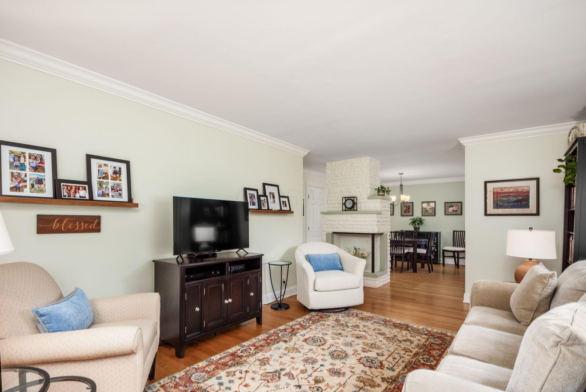 2269 Cranford Road Columbus, OH 43221 - Photo 5 of 27 007_ Rd Columbus OH 43221 USA