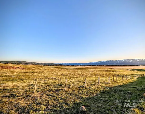 $2,992,000 | Tbd Tbd Gold Fork Road, Donnelly, ID 83615