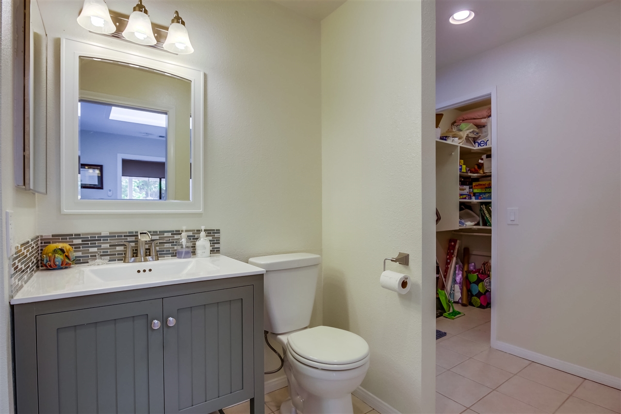 24246 Watt Road Ramona, CA 92065 - Photo 14 of 25 Gallery Image 14