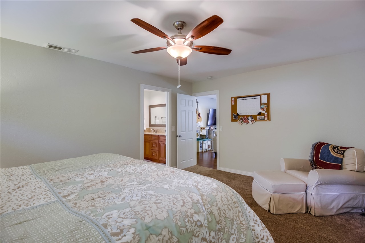 24246 Watt Road Ramona, CA 92065 - Photo 17 of 25 Gallery Image 17