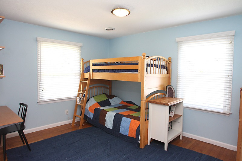905 Tyrrell Road Raleigh, NC 27609 - Photo 7 of 13 Good sized secondary BR with hdwd floors. Bedroom
