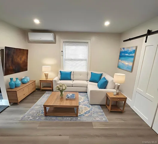 $1,995 | 28 Acorn Terrace, Unit 2, New Rochelle, NY 10801