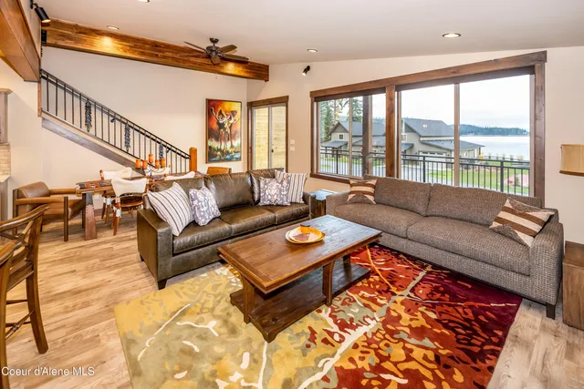 $1,735,000 | 44 Palouse Drive, Nordman, ID 83848