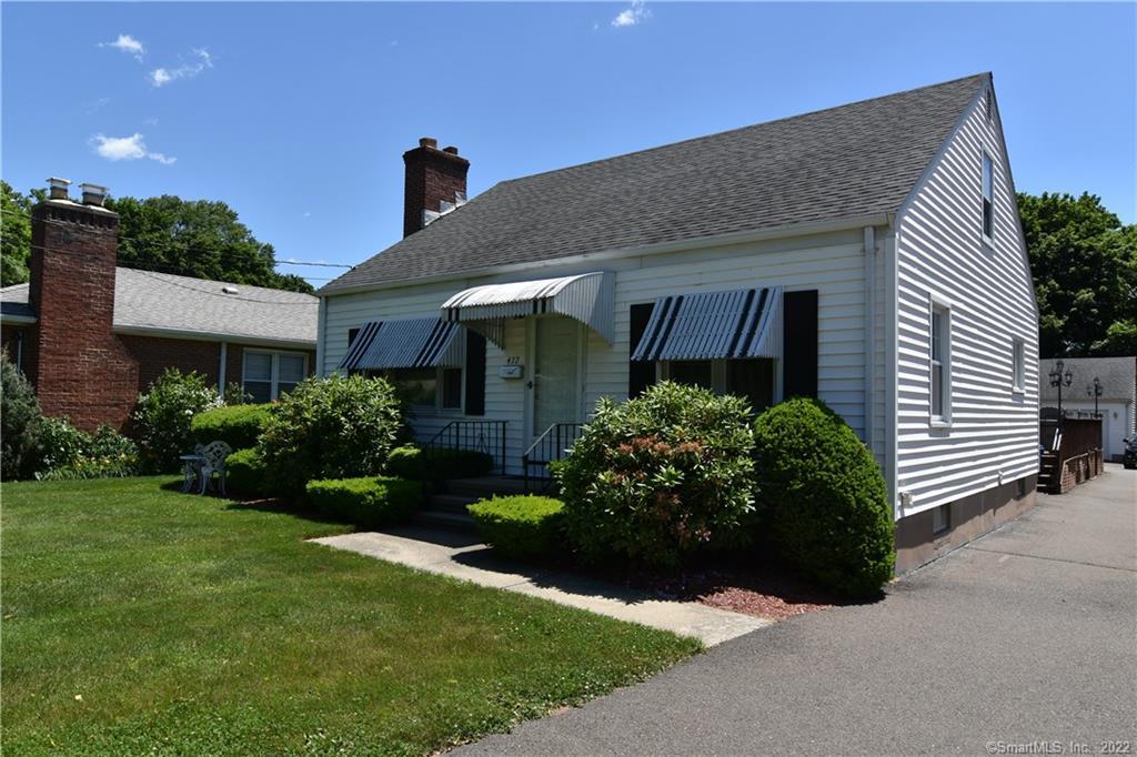 477 Circular Avenue Hamden, CT 06514 - Photo 1 of 1 Gallery Image 1