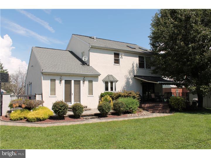 2928 Hillside Road Broomall, PA 19008 - Photo 2 of 25 Exterior Back