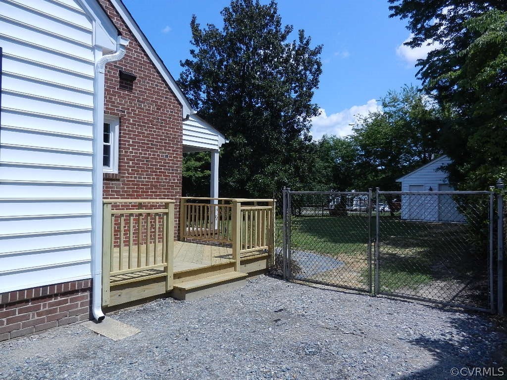 7322 Atlee Road Mechanicsville, VA 23111 - Photo 4 of 30 Gallery Image 4
