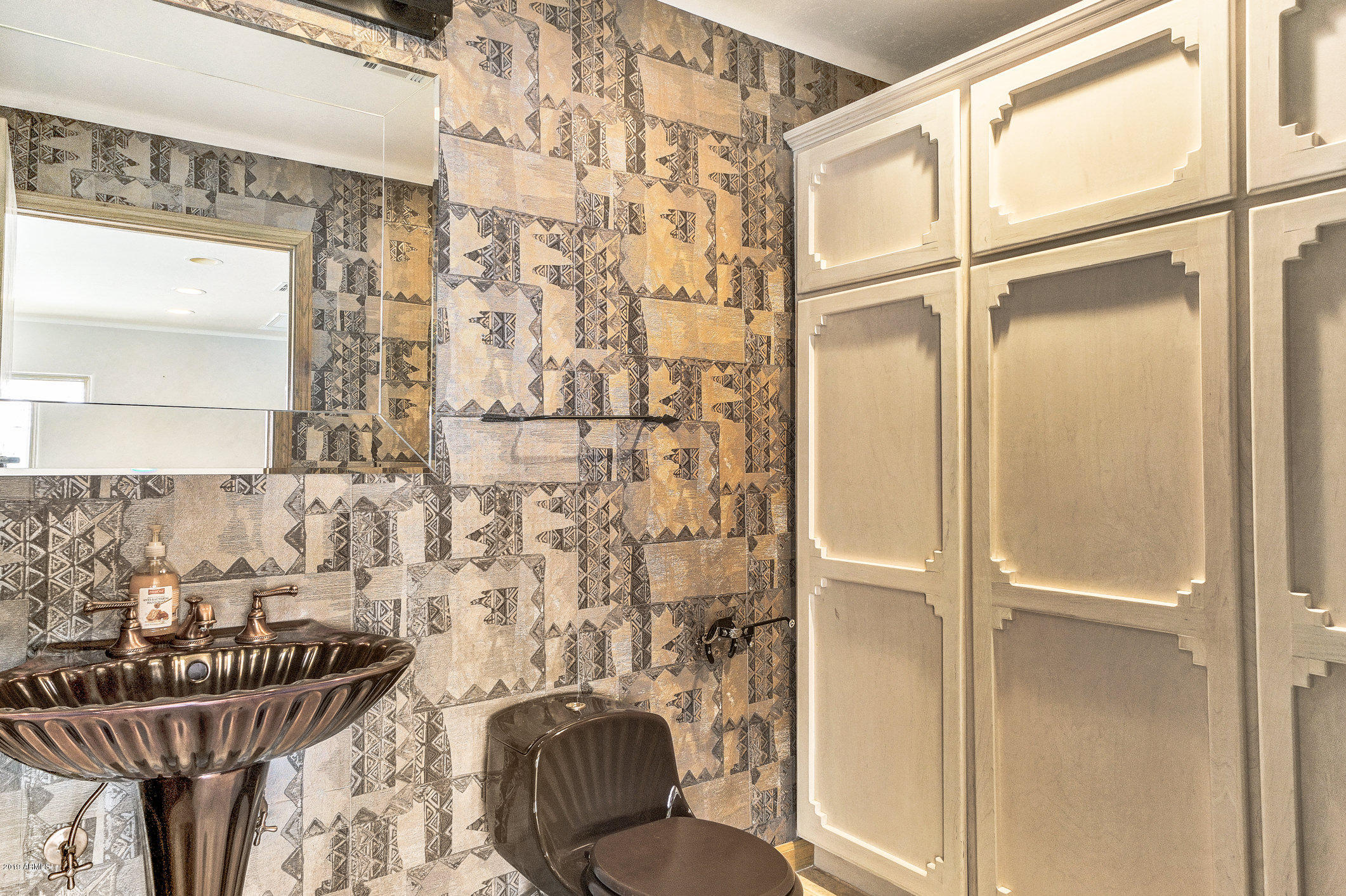 28331 West Rocking Horse Lane Morristown, AZ 85342 - Photo 17 of 85 205-PowderRoom