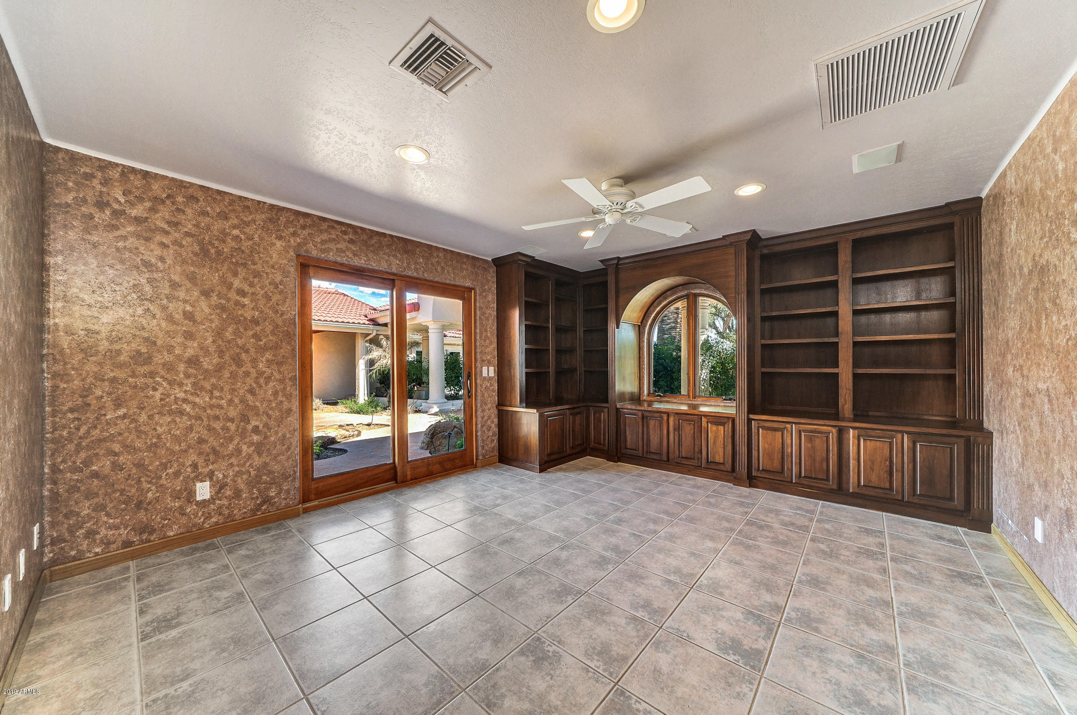 28331 West Rocking Horse Lane Morristown, AZ 85342 - Photo 50 of 85 227-Den:Office