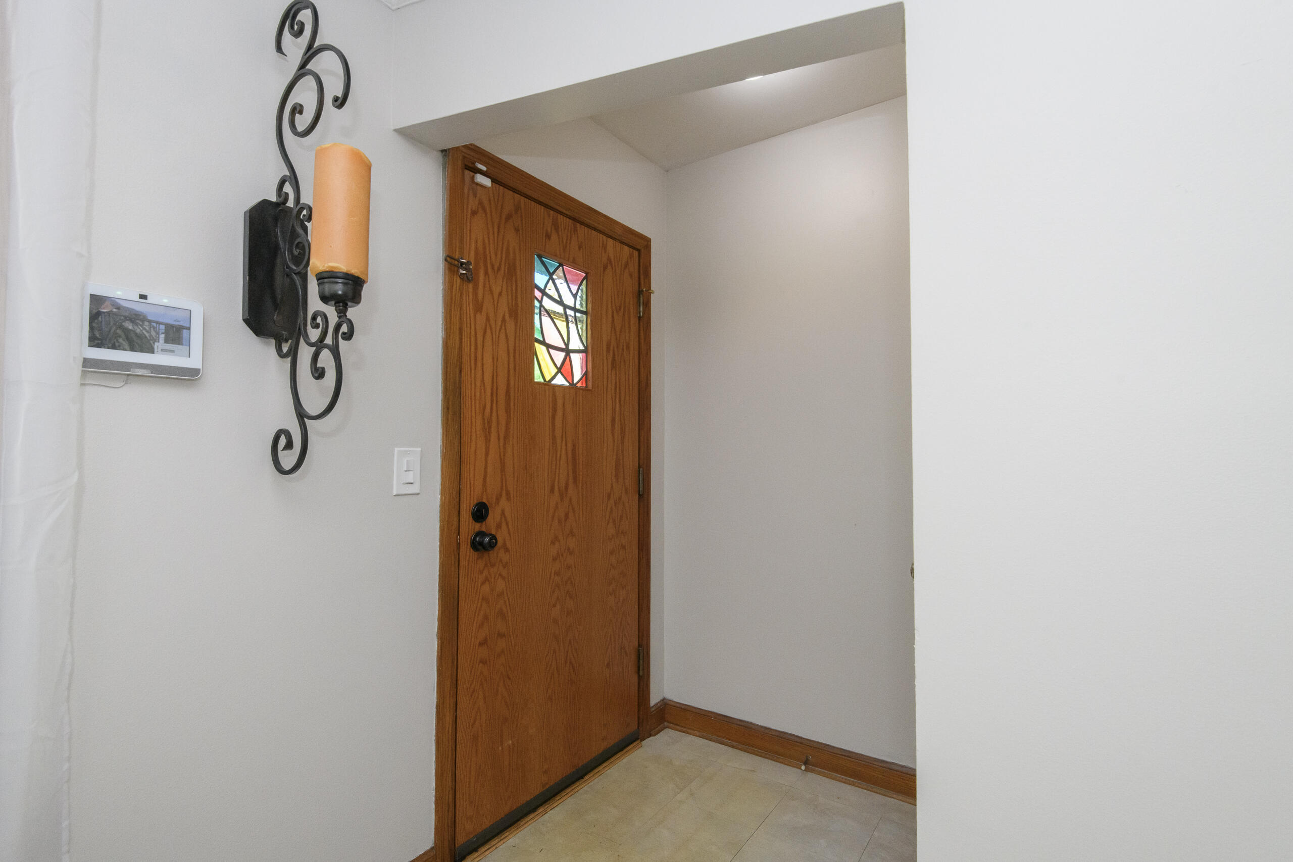 5122 North 65th Street Milwaukee, WI 53218 - Photo 3 of 31 Entrance