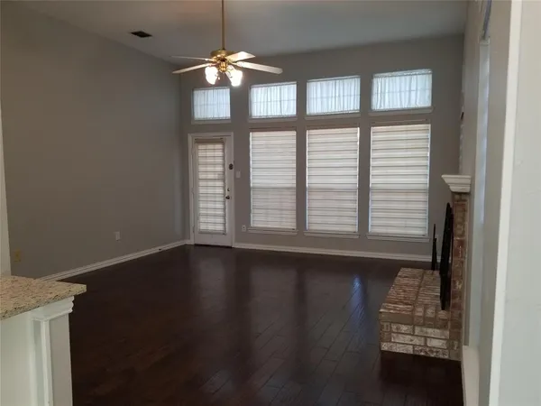 $2,900 | 3620 Field Stone Drive, Carrollton, TX 75007