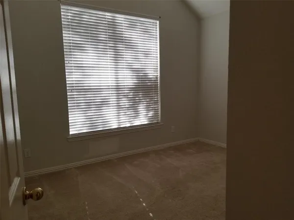 $2,900 | 3620 Field Stone Drive, Carrollton, TX 75007