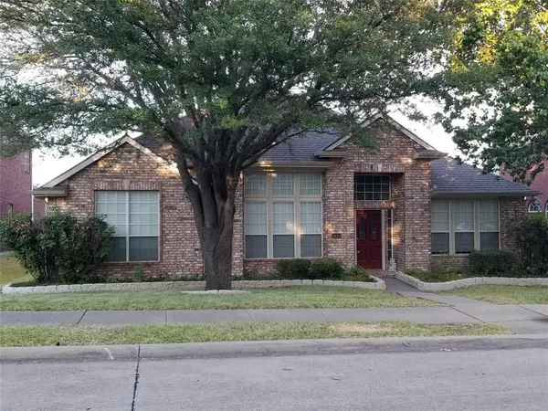 $2,900 | 3620 Field Stone Drive, Carrollton, TX 75007