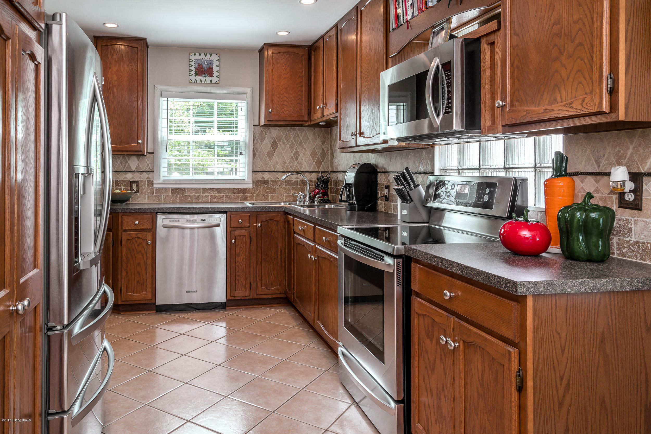 4105 Winchester Road Louisville, KY 40207 - Photo 6 of 41 4105 Winchester Rd-27