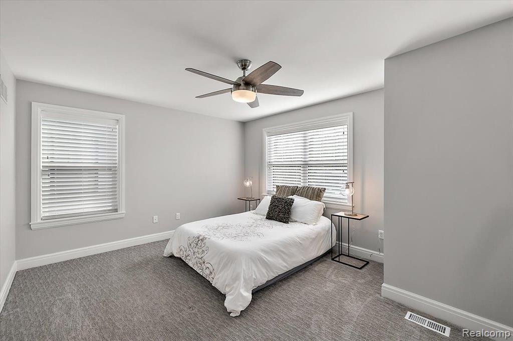 4108 Devon Road Royal Oak, MI 48073 - Photo 31 of 48