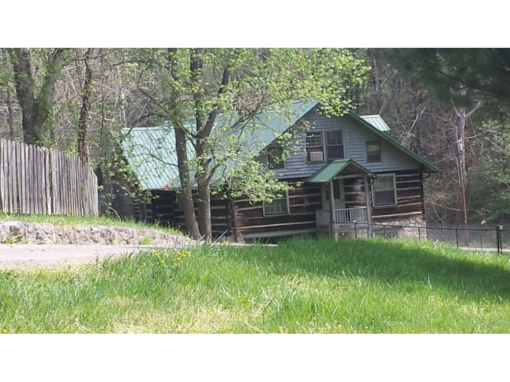 634 Paddle Creek Road Bristol, TN 37620 - Photo 7 of 14 A wonderful country estate