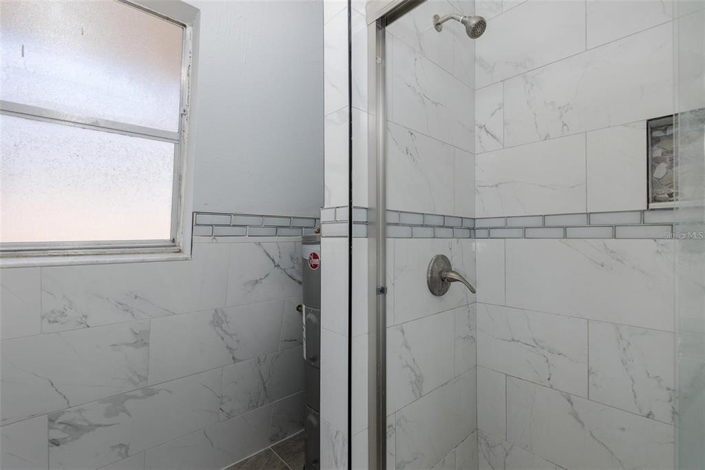 5750 Virginia Avenue New Port Richey, FL 34652 - Photo 8 of 12