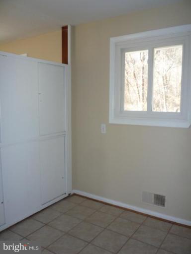 4913 Stickley Road Rockville, MD 20852 - Photo 15 of 24 Breakfast Area