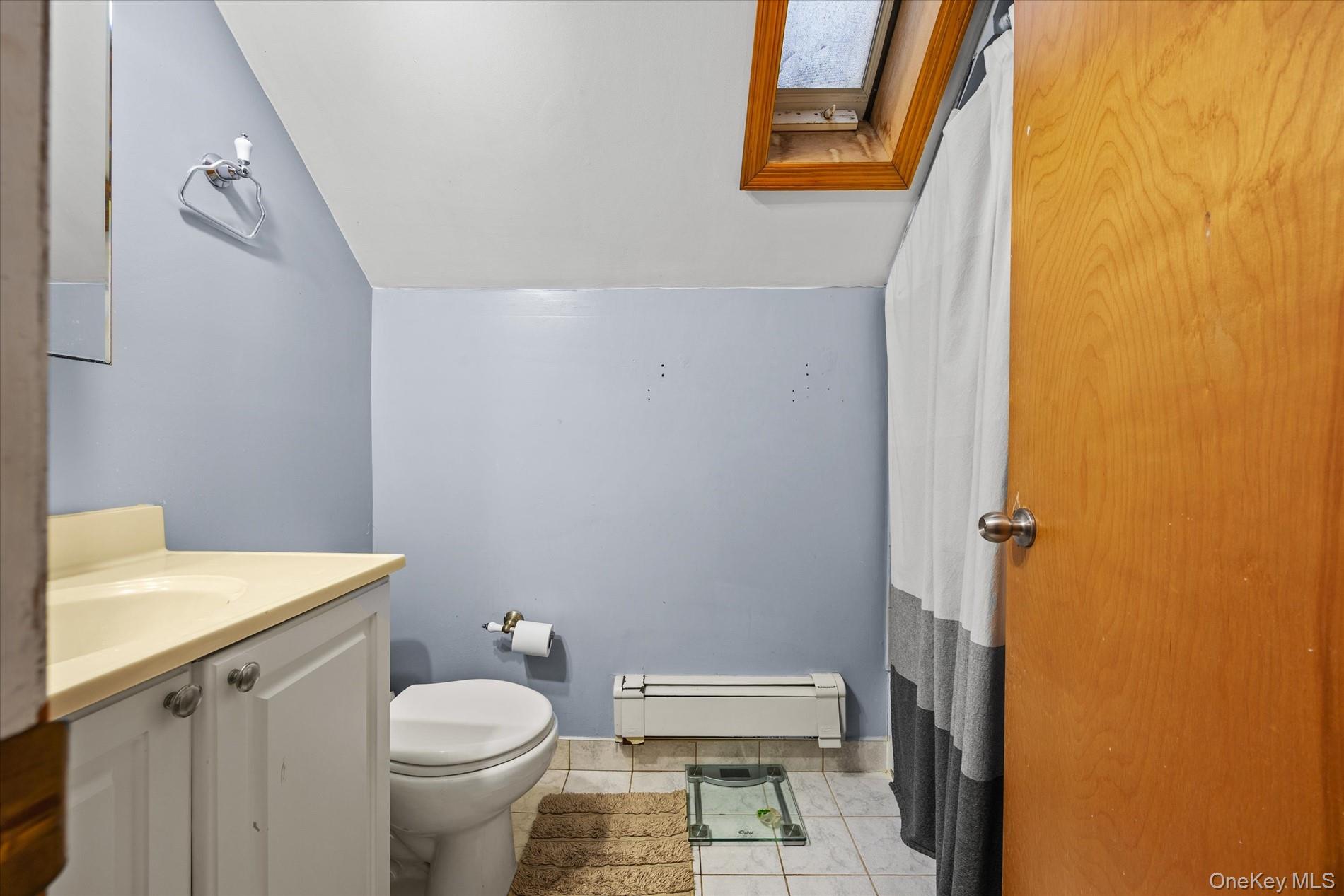 50 Manor Road Valley Stream, NY 11580 - Photo 19 of 33 2nd Floor BA