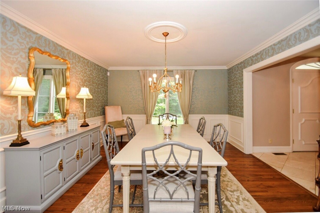 2165 Stockbridge Road Akron, OH 44313 - Photo 4 of 29 Gallery Image 4