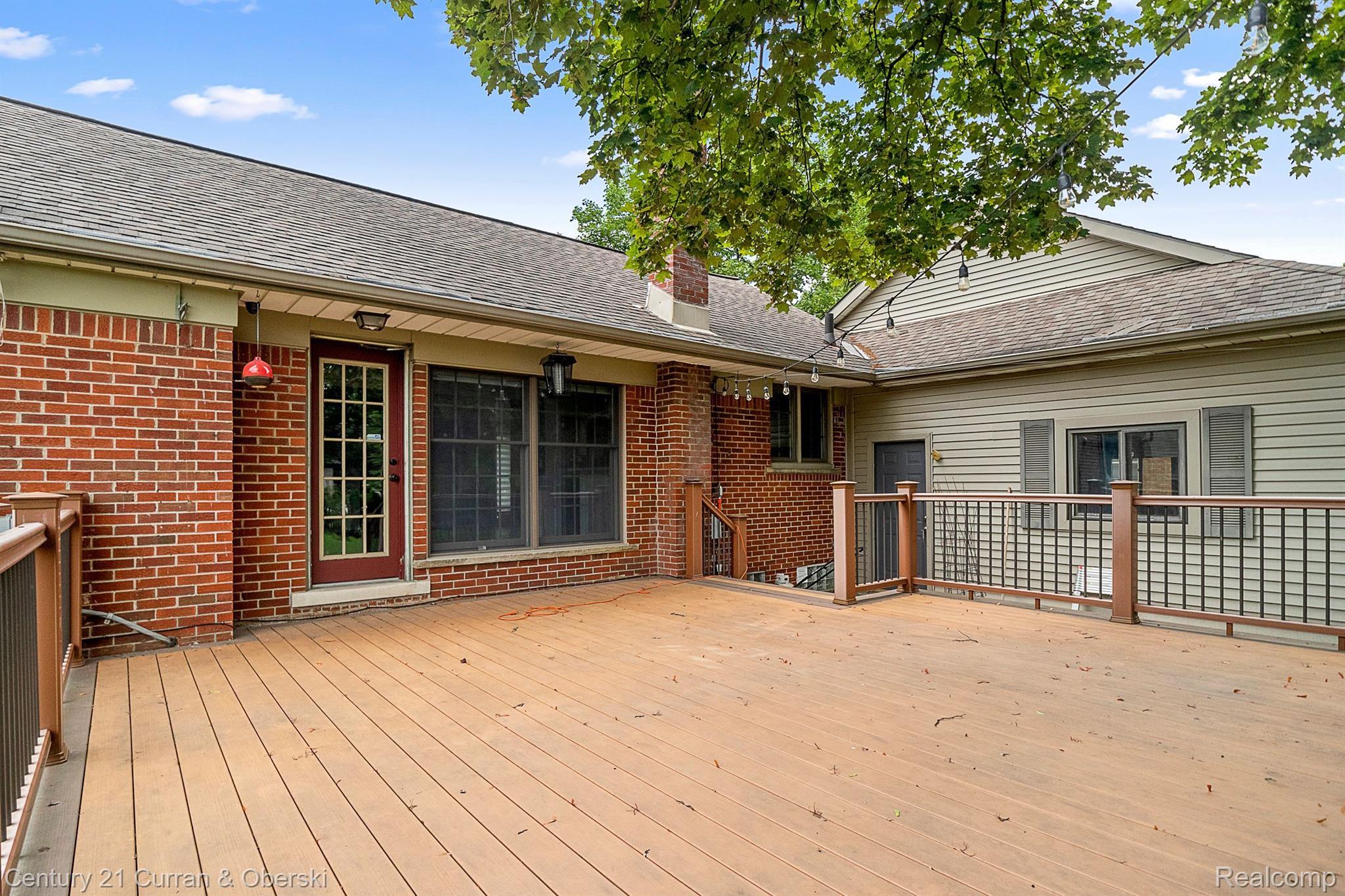151 South Gulley Road Dearborn, MI 48124 - Photo 19 of 60