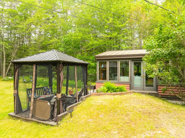 $529,000 | 260 Coombs Road, Brunswick, ME 04011