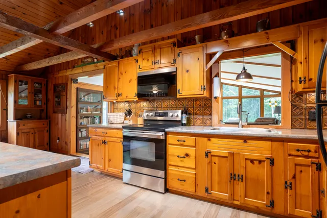 $529,000 | 260 Coombs Road, Brunswick, ME 04011