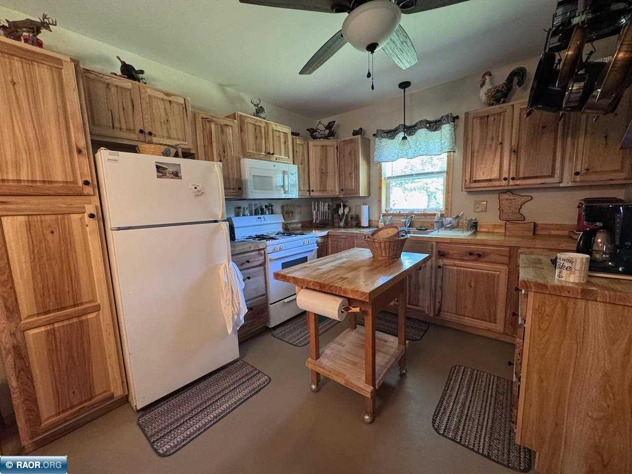 2964 Chaps Road Cook, MN 55723 - Photo 5 of 29
