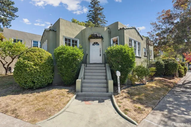 $679,900 | 3900 Laurel Avenue, Oakland, CA 94602