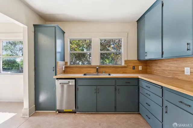 $679,900 | 3900 Laurel Avenue, Oakland, CA 94602