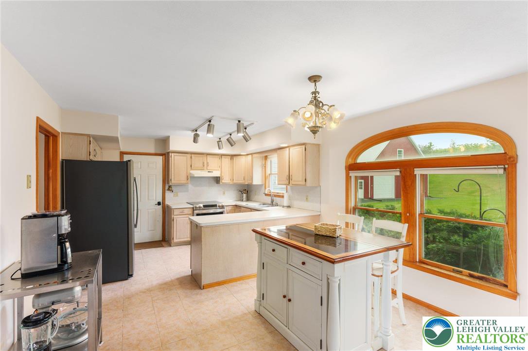 39 Kempton Road Kempton, PA 19529 - Photo 11 of 47 Gallery Image 11