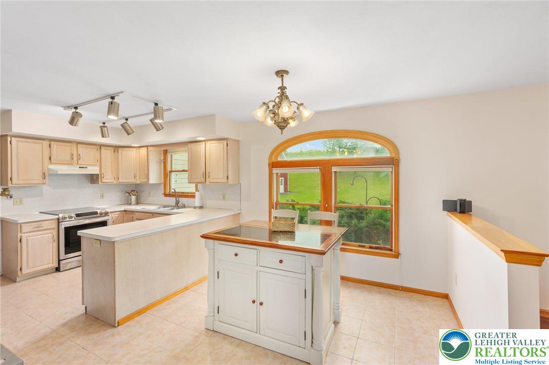 39 Kempton Road Kempton, PA 19529 - Photo 12 of 47 Gallery Image 12