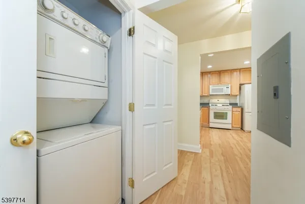 $2,850 | 3103 Peer Place, Denville, NJ 07834