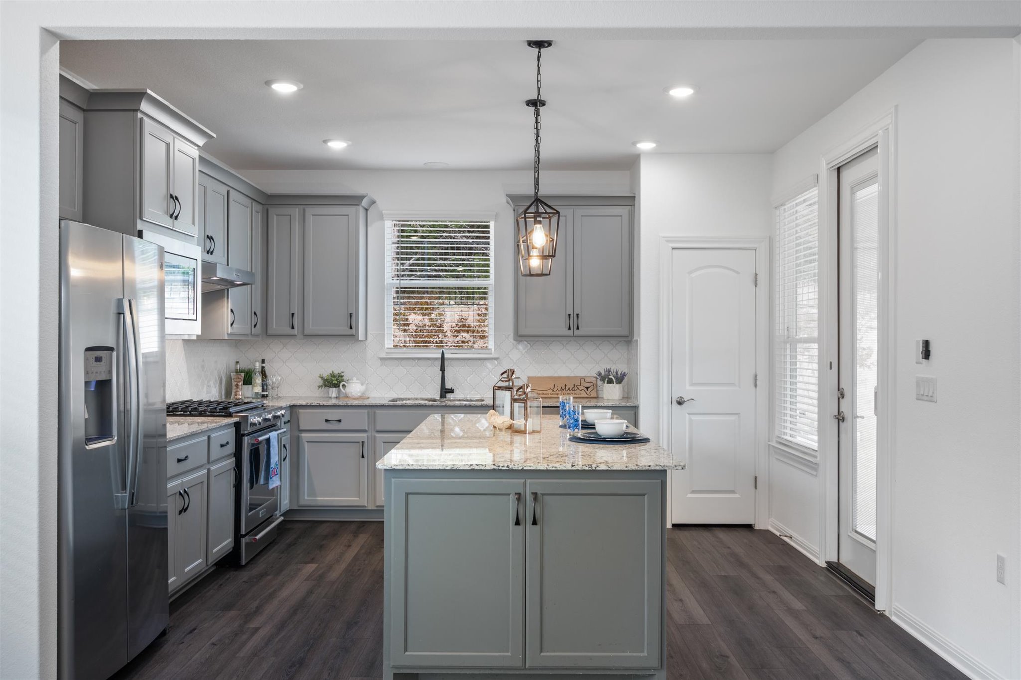 212 Coachsmith Street Georgetown, TX 78633 - Photo 11 of 35