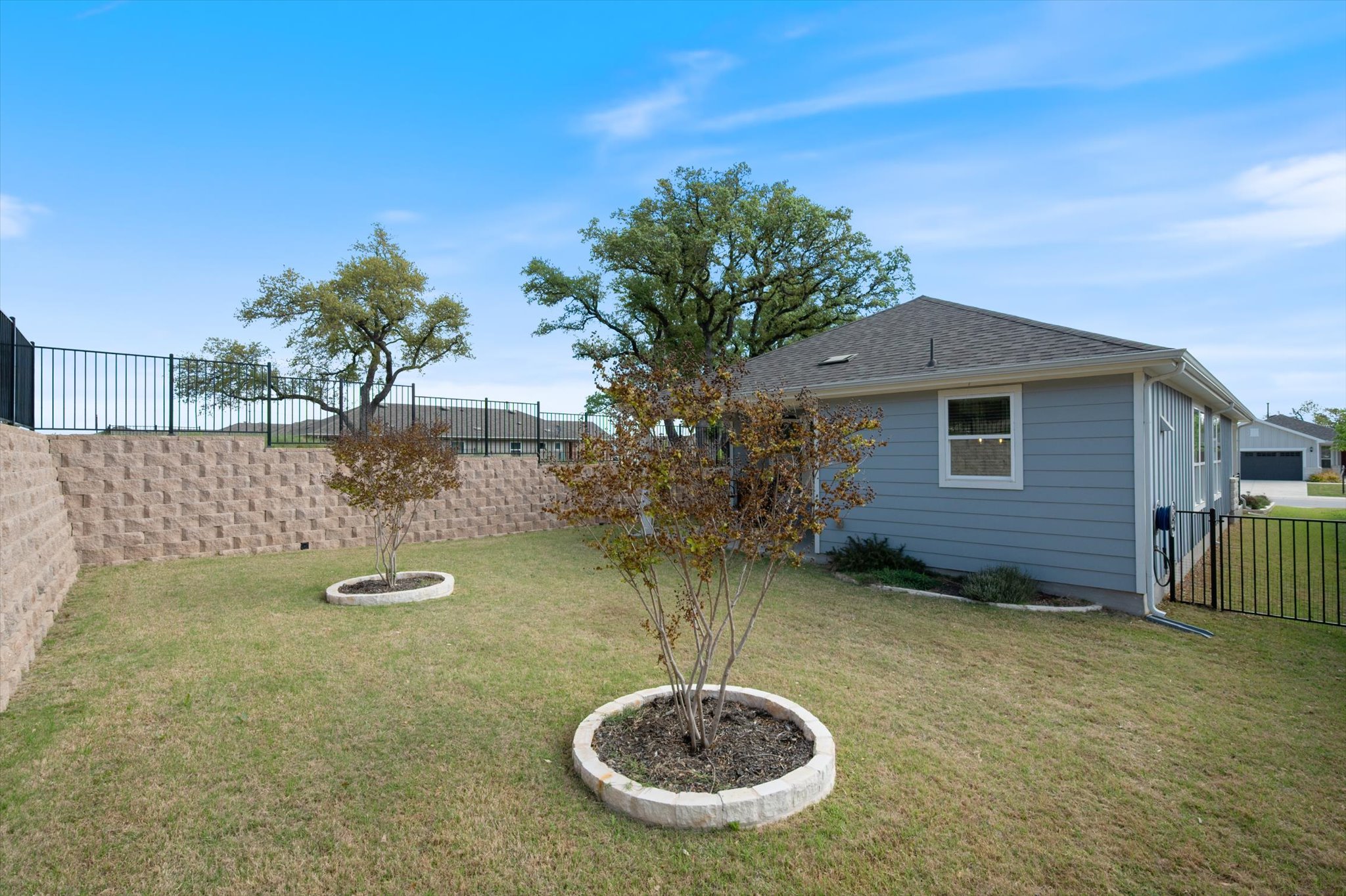 212 Coachsmith Street Georgetown, TX 78633 - Photo 28 of 35