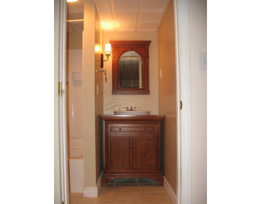 123 Norfolk Street Canton, MA 02021 - Photo 8 of 11 Gallery Image 8