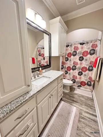 $2,300 | 5104 Tensas Drive, Bossier City, LA 71111