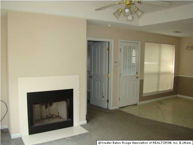 961 Timber Side Drive Baton Rouge, LA 70806 - Photo 2 of 7 Gallery Image 2
