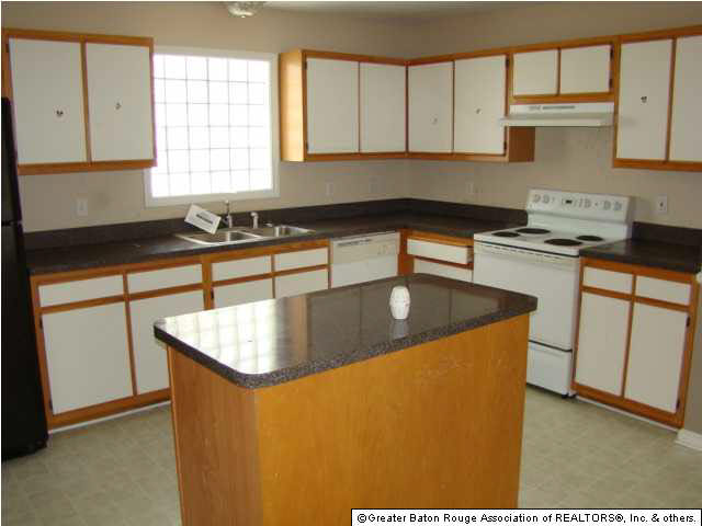 961 Timber Side Drive Baton Rouge, LA 70806 - Photo 3 of 7 Gallery Image 3