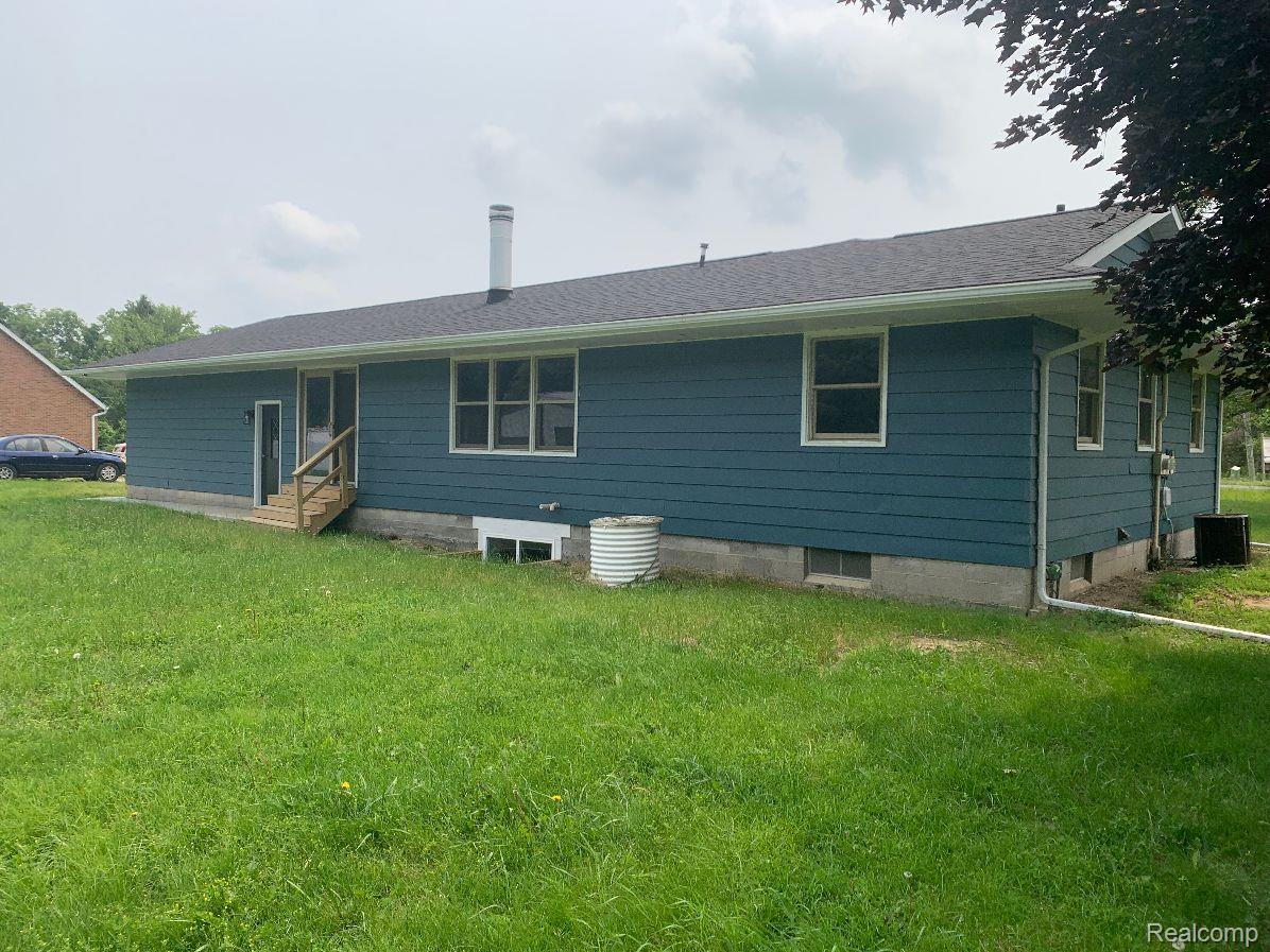 5630 Rattle Run Road St. Clair, MI 48079 - Photo 4 of 21 Gallery Image 4