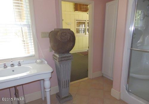 693 Milford Road Milford, PA 18337 - Photo 27 of 29 Bath 2