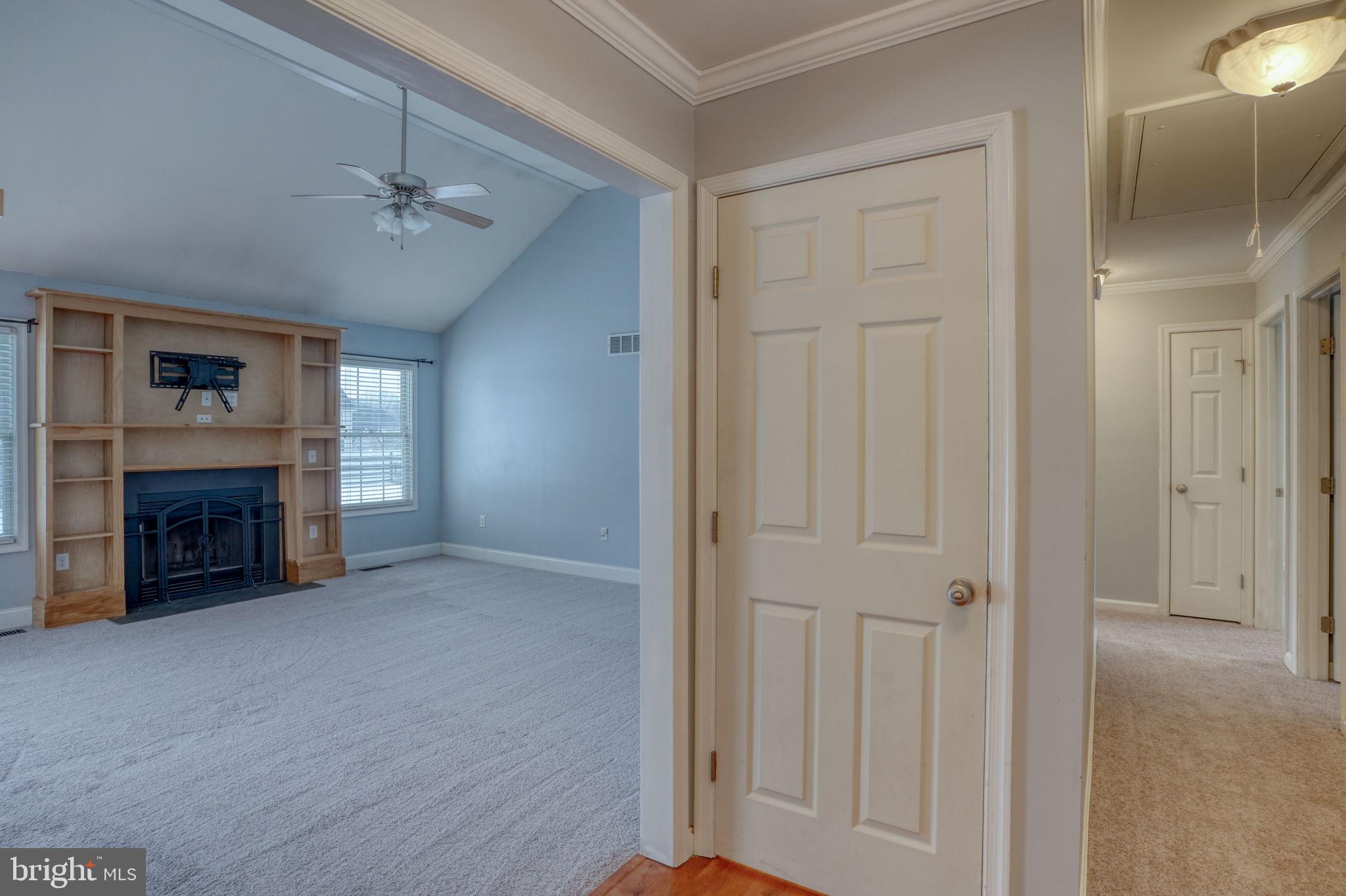 156 Velvet Antler Drive Clayton, DE 19938 - Photo 11 of 39 Foyer