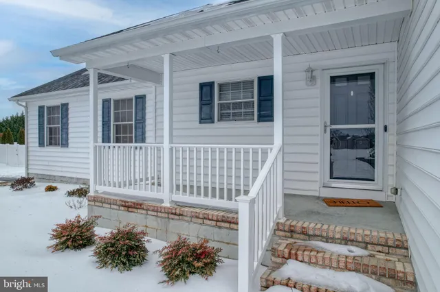 $420,000 | 156 Velvet Antler Drive, Clayton, DE 19938