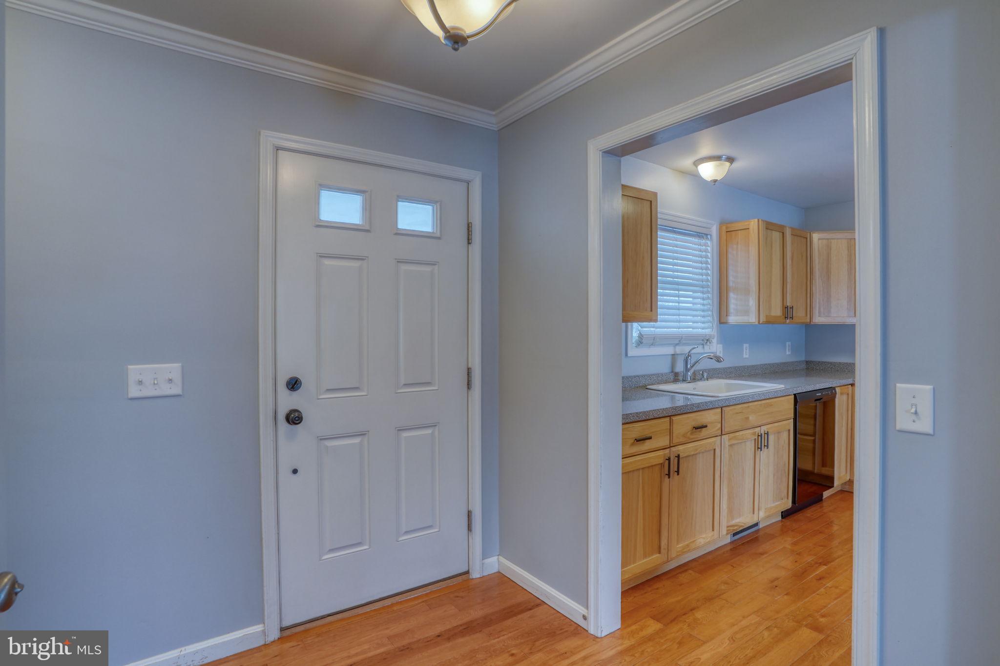 156 Velvet Antler Drive Clayton, DE 19938 - Photo 10 of 39 Foyer