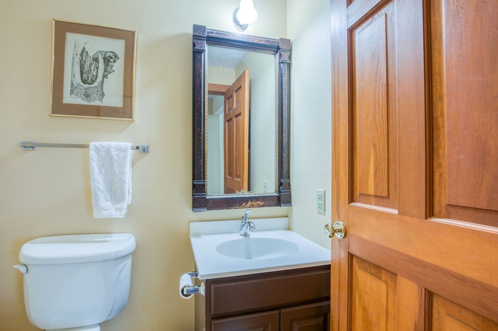 87 Hillside Road Deerfield, MA 01373 - Photo 24 of 42 Gallery Image 24