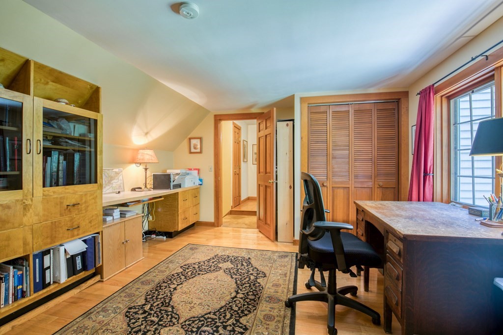 87 Hillside Road Deerfield, MA 01373 - Photo 33 of 42 Gallery Image 33