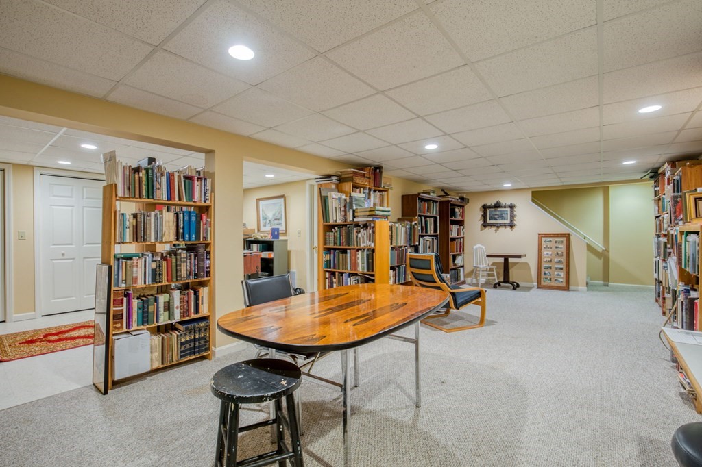 87 Hillside Road Deerfield, MA 01373 - Photo 38 of 42 Gallery Image 38
