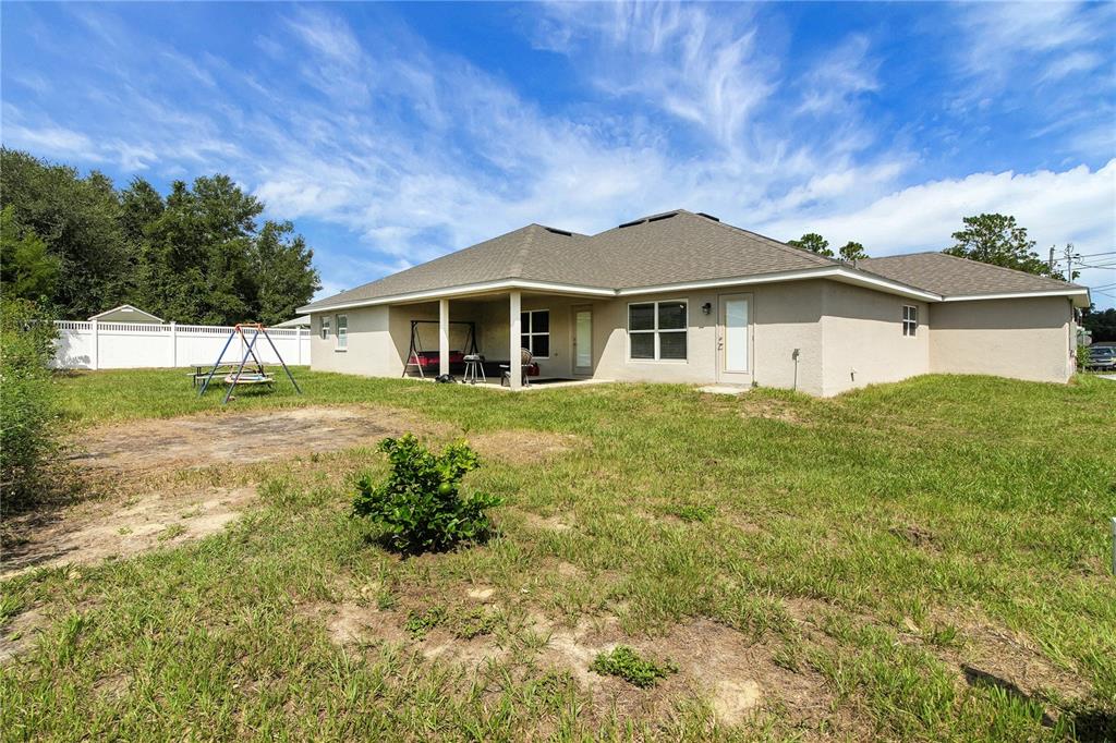 9946 Southeast 159th Street Summerfield, FL 34491 - Photo 13 of 59
